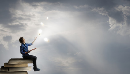 大班主题教案《动物世界》